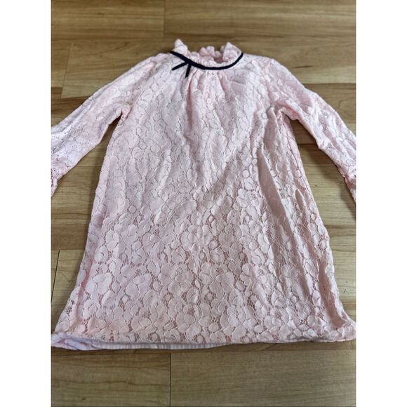 Jeanne and Jack lace dress - Picture 4 of 8